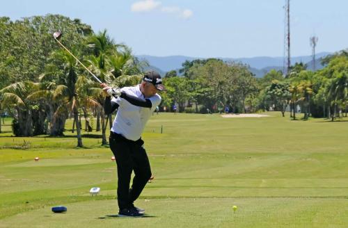 Ramiro Yabumoto backswing no 10