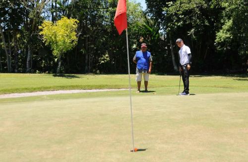 Ramiro Yabumoto putt no 4