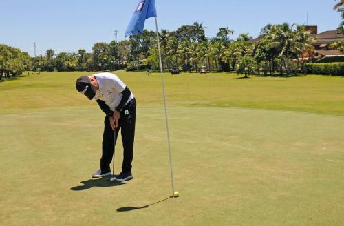 Ramiro Yabumoto putt no 9