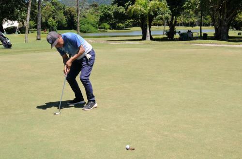 Toshiaki Shitara putt no 9