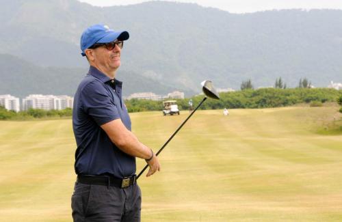 Claudio Vasconcellos close no tee do 3