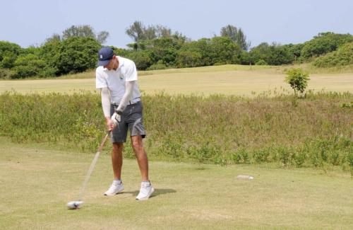 Fabien Christian Dupret impacto no tee do 11