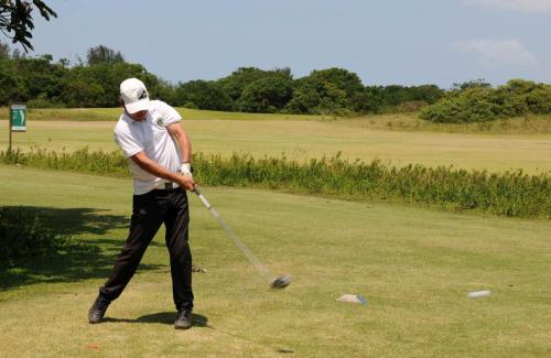 Francisco Avila Junior impacto no tee do 11