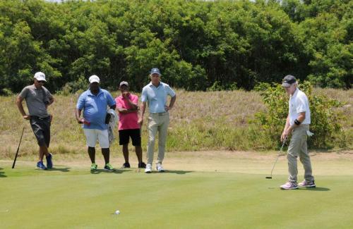 Jeffrey Kiley putt no 16