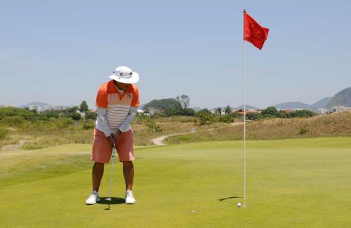 Julio Forcade putt no 1