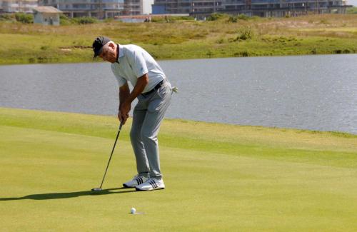 Marcelo Stallone putt no 2