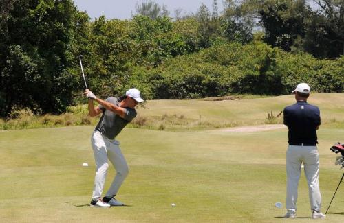 Michel Tho backswing no tee
