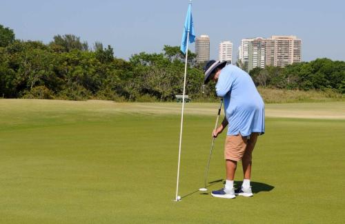 Rafael Garcez putt no 2