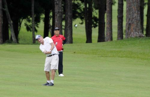 Frank Wisbrun impacto no fairway