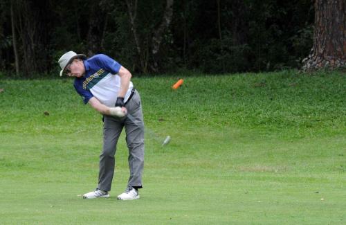 Richard Witte impacto no fairway