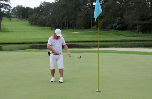 Sergio Kurita putt no 1