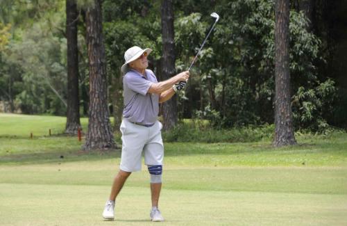 Constantino Ajimasto Junior no fairway