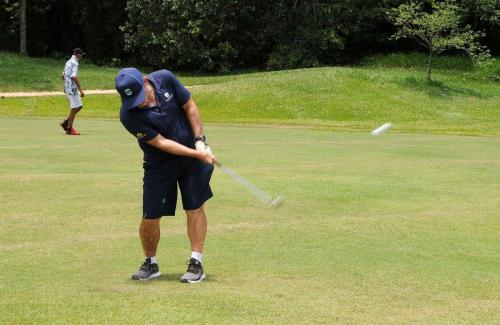 Marco Antonio Hidalgo da Costa impacto no fairway do 1