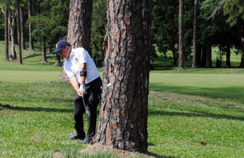 Paul ODoherty impacto no fairway do 1